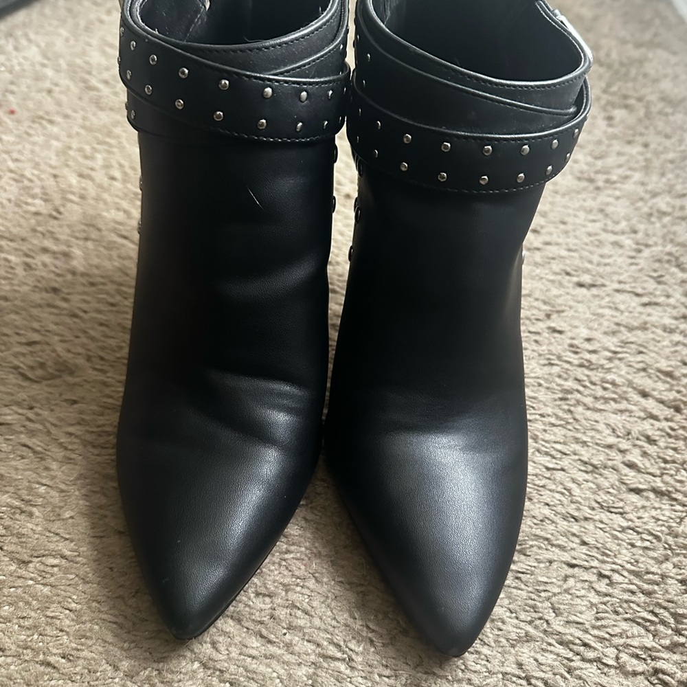 Mix No. 6 Dillan Shootie - Size 8